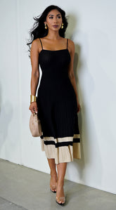 Mira Ribbed Two Tone Midi Dress - Black