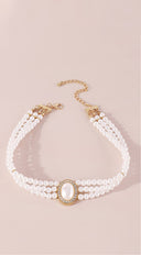 Kaya Vintage Pearl Choker Necklace in White styled on model