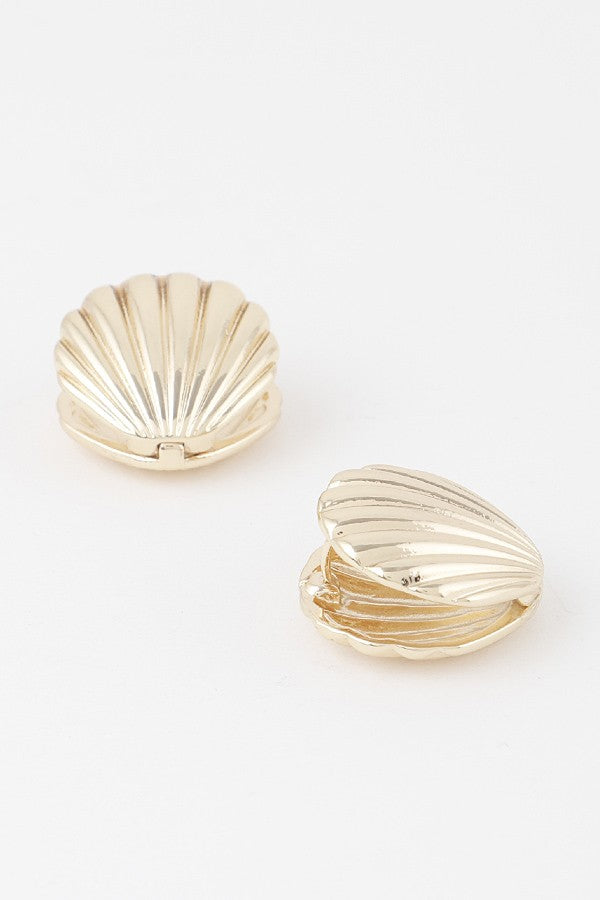 Maldives Dream Clam Shell Earrings - Gold