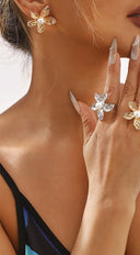 Tina Pearl Metal Floral Stud Earrings - Gold