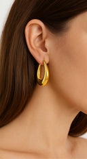 Crescent Elegance Earrings - Gold