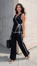 Veloria Contrast Textured Wrap Set - Black