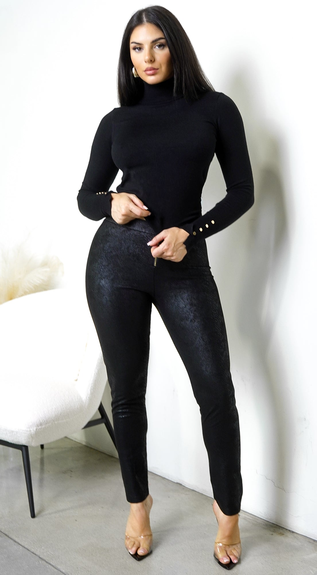 Linea Coated Texture Pants - Black