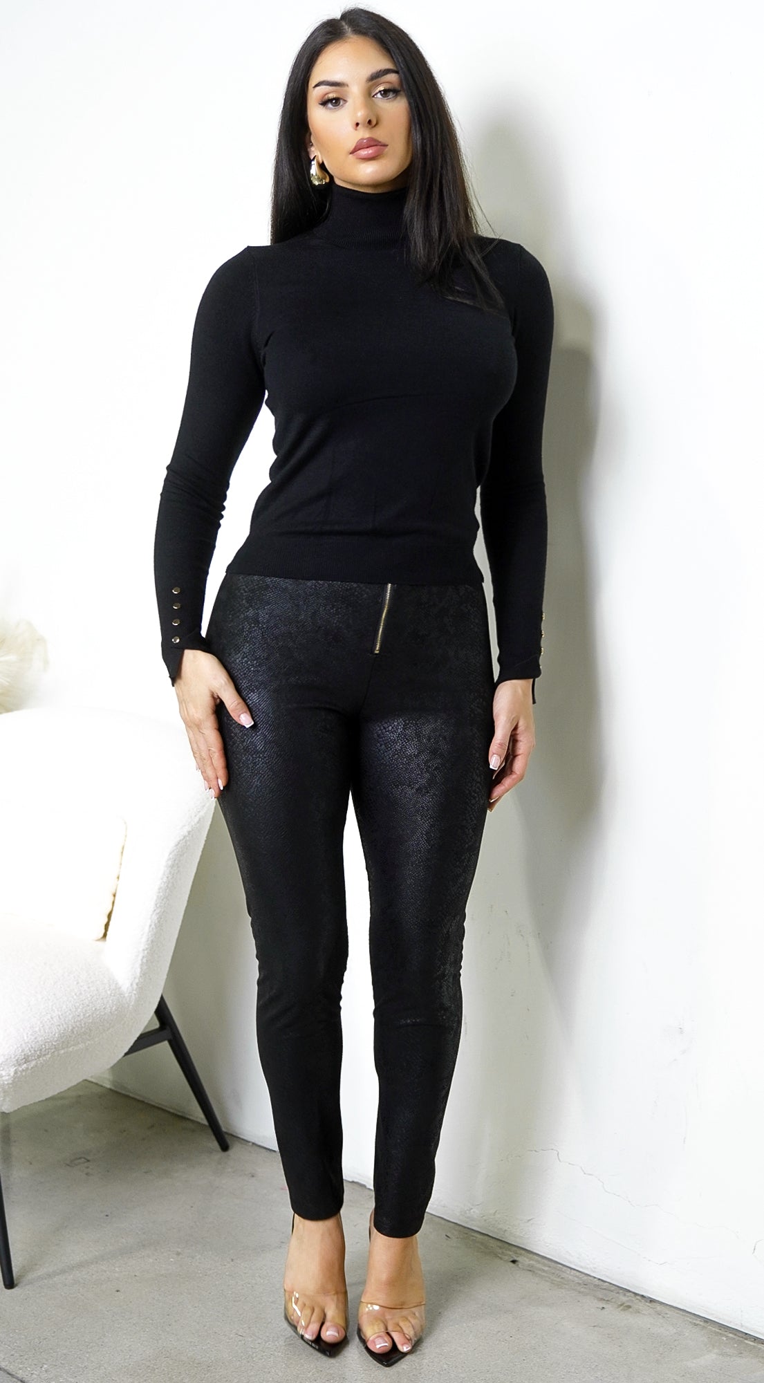 Linea Coated Texture Pants - Black