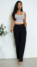 Cora Linen Pants in Black close-up of fabric and construction