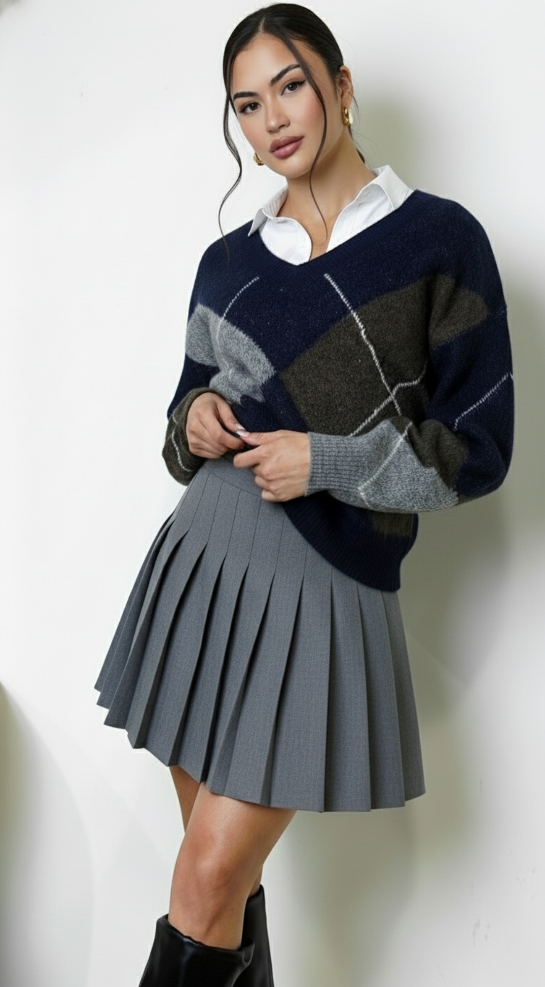 Noxley Argyle V Neck Long Sleeve Sweater - Navy