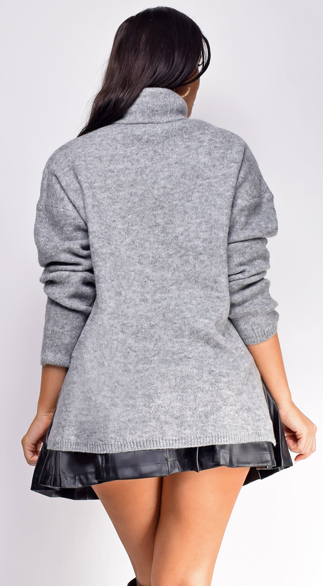 Melvina Gray Turtleneck Sweater Top