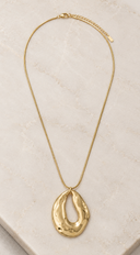 Mare Hammered Open Oval Pendant Necklace - Gold
