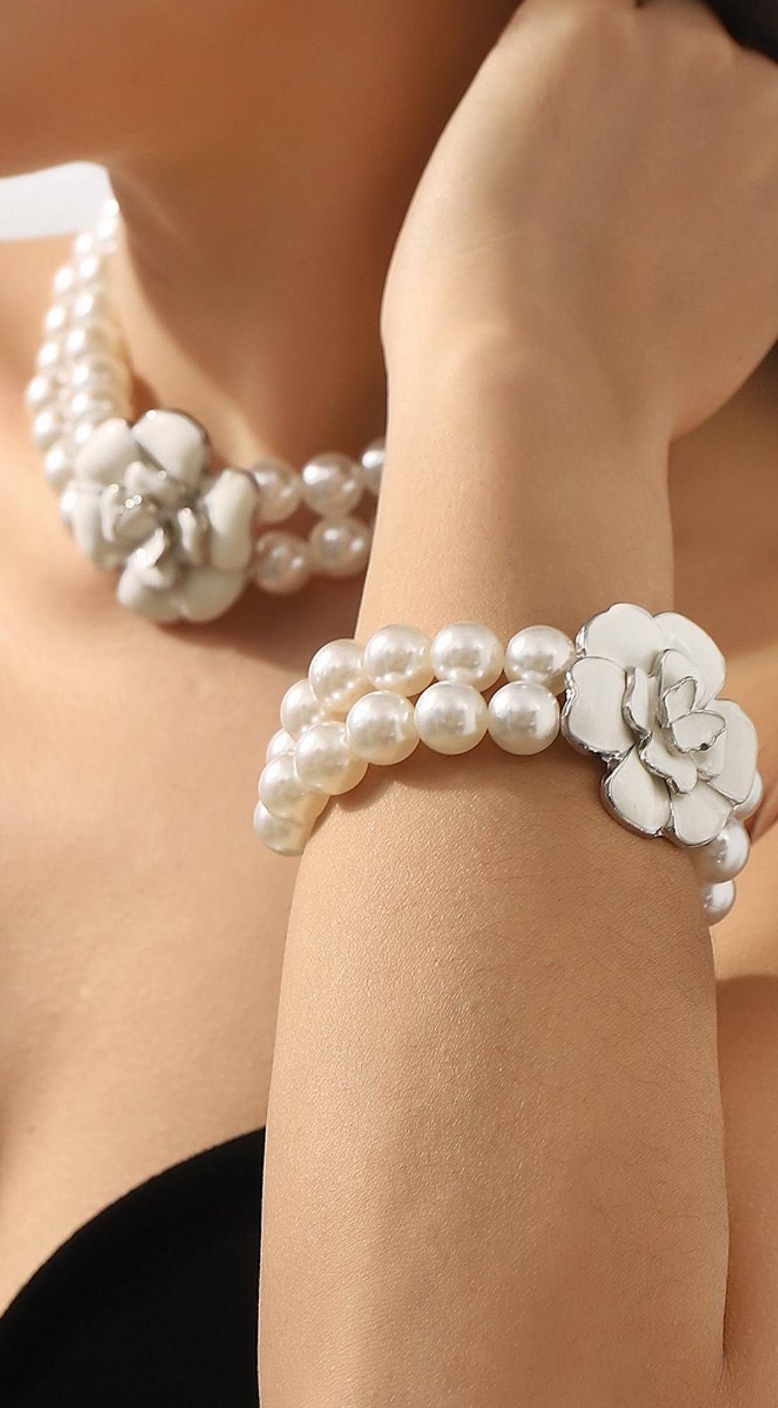 Sia Layered Enamel Pearl Camellia Flower Bracelet - White