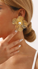 Vintage Pearl Flora Dangle Earrings - Gold