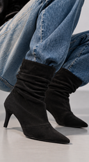 Zélie Slouch Suede Pointed Toe Ankle Boots - Black