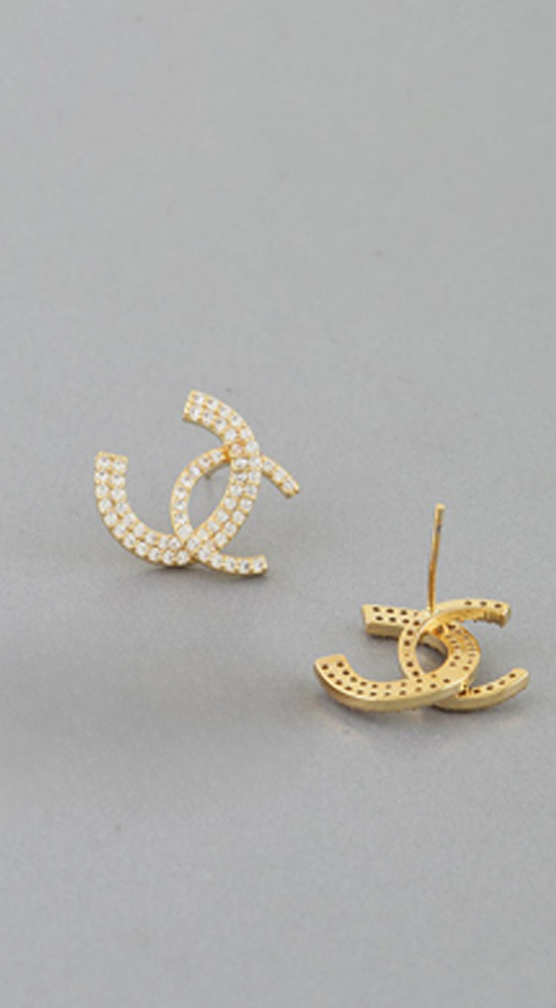 Mia Lux Stud Earrings - Gold
