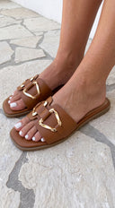 Ellis Flat Sandals - Brown