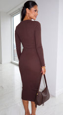 Zevra Snatched Ribbed V-Neck Midi Dress - Brown