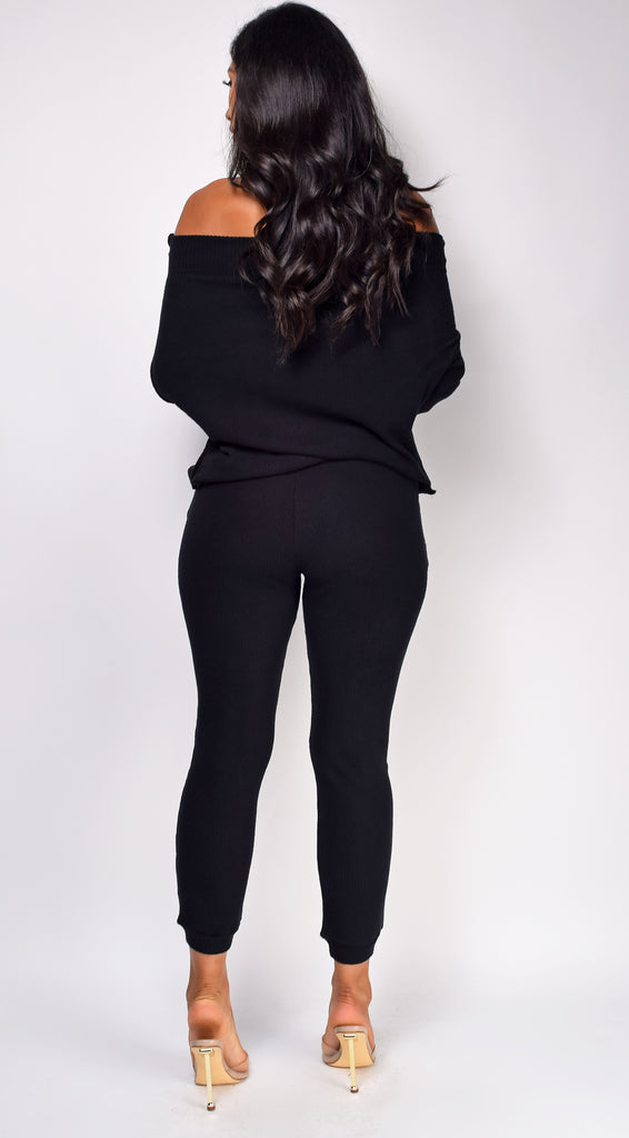 Josiane Black Off Shoulder Lounge Set Emprada