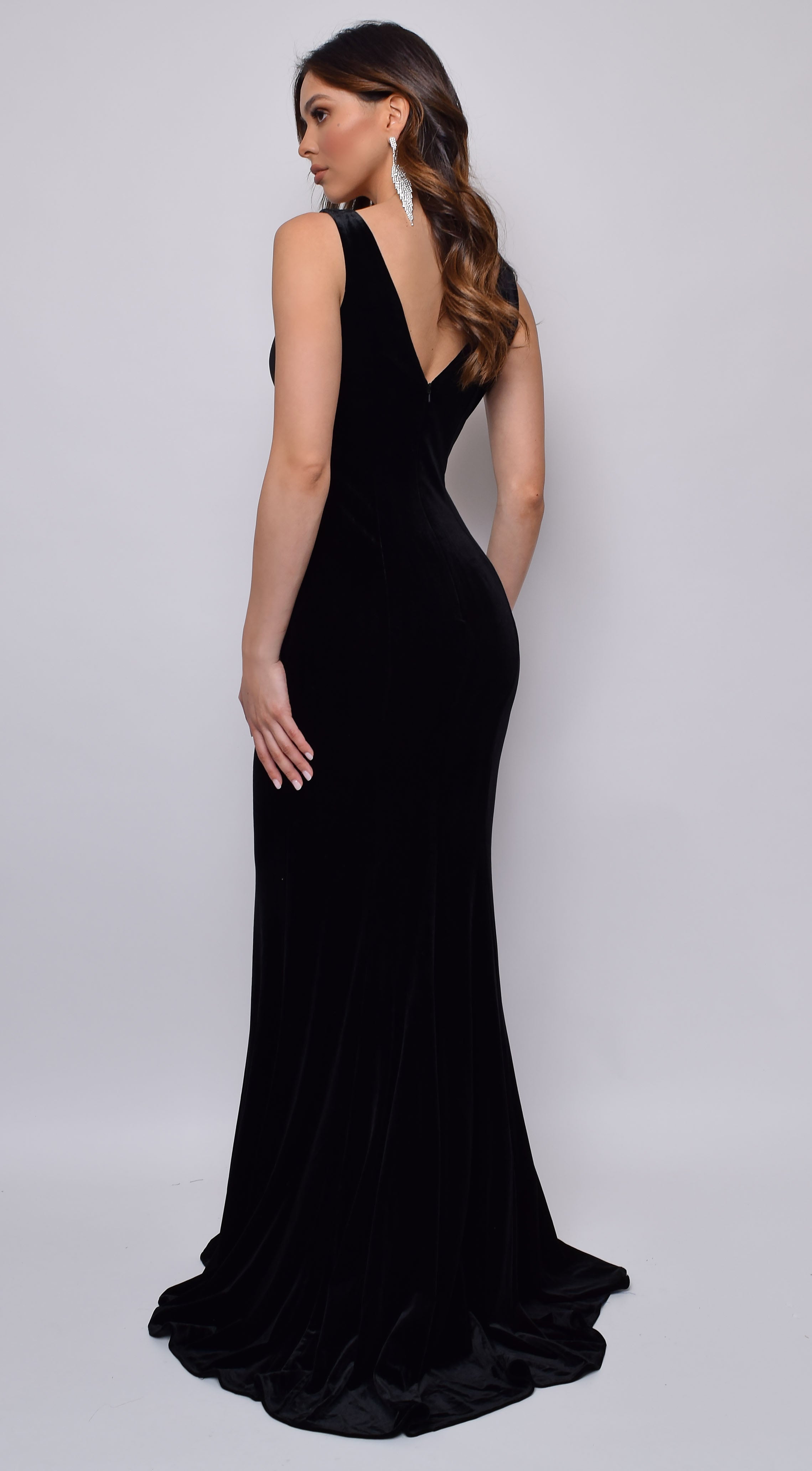 Nala Black Rhinestone Velvet Gown – FINESSE